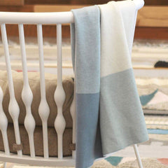 uppababy-knitted-blanket-blue-live