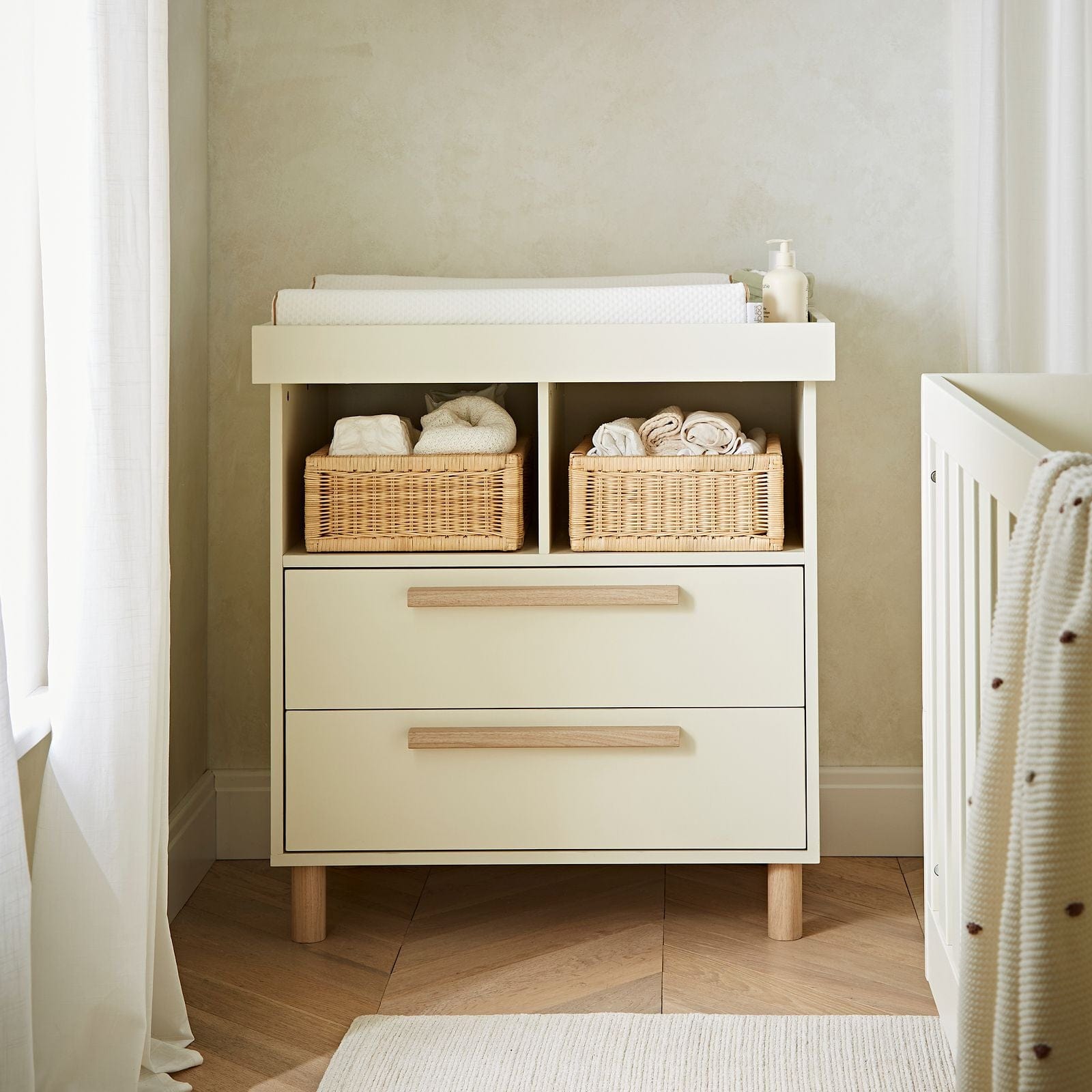 Cuddle Co Cuddle Co Harper Dresser Changer | Cream & Ash