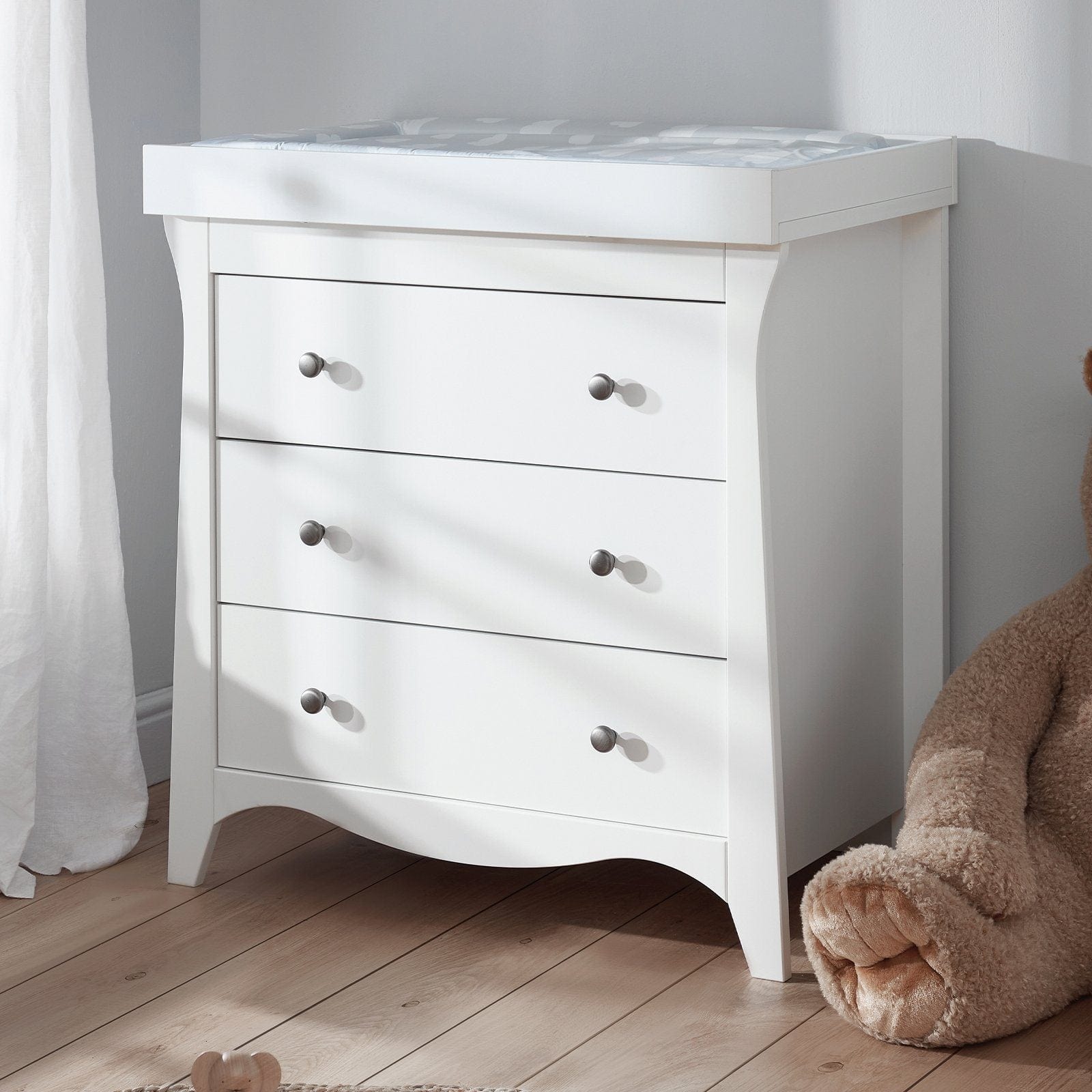 Cuddleco Nursery Furniture CuddleCo Clara Dresser & Changer - White