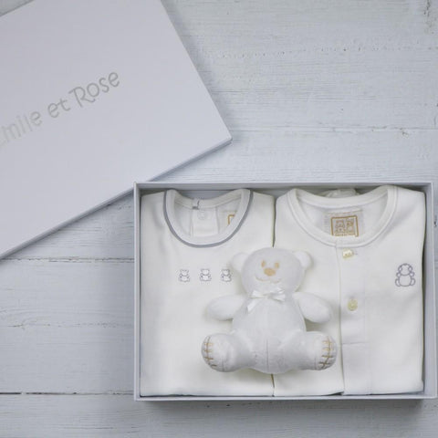 Emile et Rose ’Tatum’ White Gift Set - 1 Month - Gifts