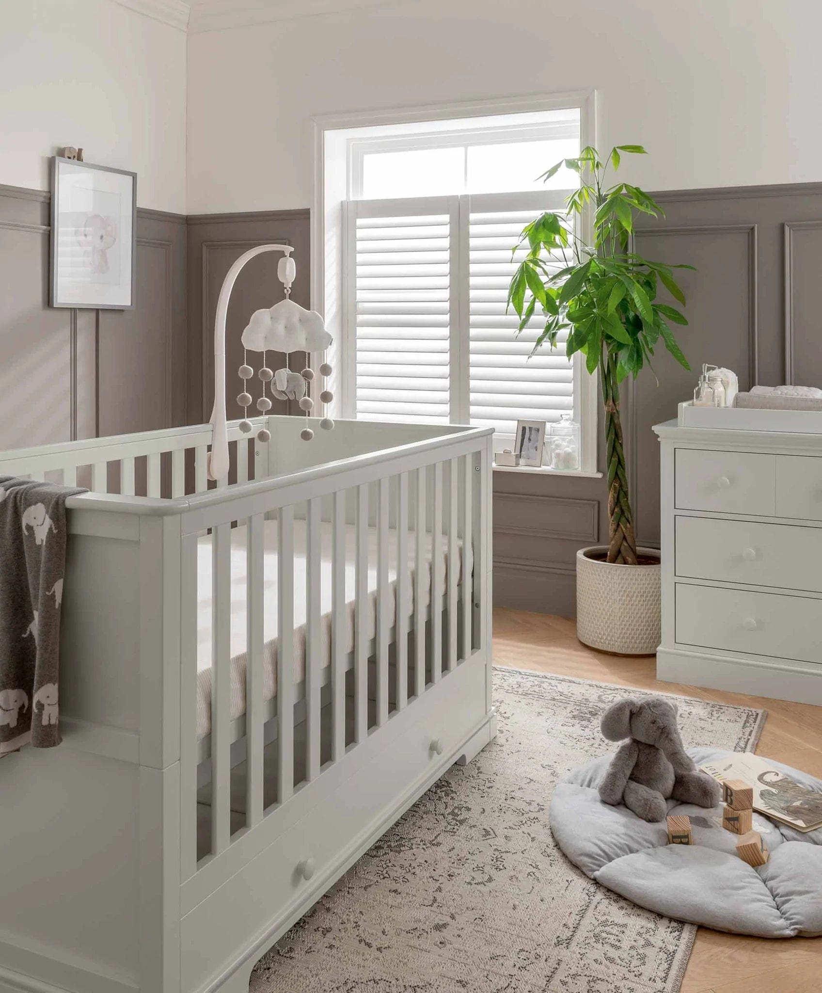 Mamas & Papas Nursery Furniture Set Cot Bed & Dresser Mamas & Papas 'Oxford' Range Stone Grey